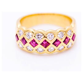 Autre Marque-Ring with Rubies and Diamonds-White,Red,Golden