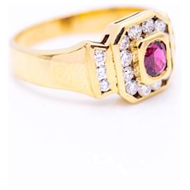 Autre Marque-Ring with Diamonds and Ruby-Red,Golden