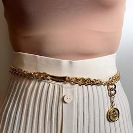 Chanel-Medaillon 31 Rue Cambon Kettengürtel Gold-Andere