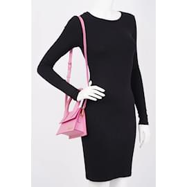 Jacquemus-Jacquemus Le Chiquito Moyen Pink Leather-Pink