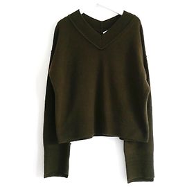 Helmut Lang Pull en Cachemire à Col V Haut Kaki Vert foncé