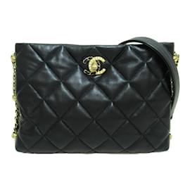 Chanel-CC Quilted Leather Chain Crossbody Bag-Black