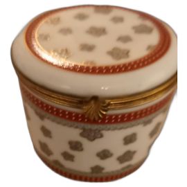 Autre Marque Raynaud porcelain box for Van Cleef & Arpels White