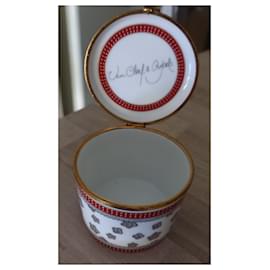 Autre Marque-Boîte en porcelaine Raynaud pour Van Cleef & Arpels-Blanc