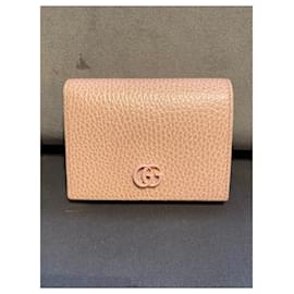 Gucci-GG Marmont Leder-Geldbörse-Pink