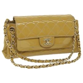 Chanel-CHANEL Matelasse Bolso de hombro con cadena Charol Amarillo CC Auth 58350EN-Amarillo