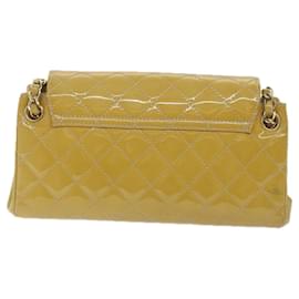 Chanel-Bolsa de ombro com corrente CHANEL Matelasse Couro envernizado Amarelo CC Auth 58350NO-Amarelo