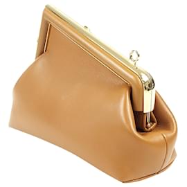 Fendi-Primer bolso pequeño marrón Fendi-Castaño
