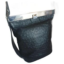 Balenciaga Le Dix Borsa a Secchiello Nera in Pelle di Struzzo Nero