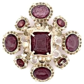 Chanel-CHANEL BROOCH CROSS AND VIOLET GLASS PASTE STONES GOLD CROSS BROOCH-Purple