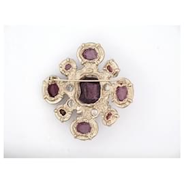 Chanel-CHANEL BROOCH CROSS AND VIOLET GLASS PASTE STONES GOLD CROSS BROOCH-Purple