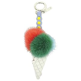 NOVA BOLSA FENDI CHARM JÓIAS VISON E COELHO CONE DE GELADO 7AR631 Multicor