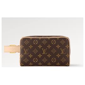 Louis Vuitton-Kit Dopp per armadietti LV-Marrone