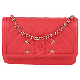 Chanel-Red CC Filigree Wallet on Chain-Red