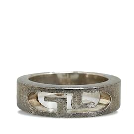 Gucci-Bague Gucci en argent SV925 avec logo GG découpé en très bon état-Argenté