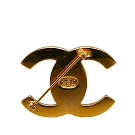 Chanel-CC Turnlock Logo Brooch-Golden