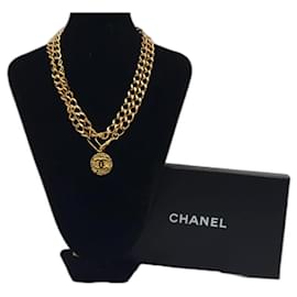 Chanel-Collier de ceinture à médaillon en chaîne Chanel-Doré