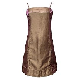 Robe Chanel en lin rose irisé Pêche