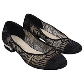 Chanel-Chanel Lace CC Cap Toe Ballet Flats in Black Polyester-Black