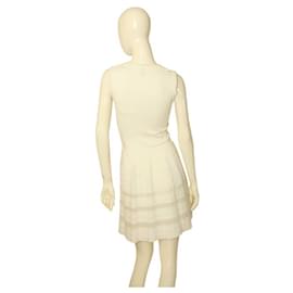 M Missoni-M Missoni weißes, gestricktes, ärmelloses Minikleid über dem Knie, Fit & Flare-Kleidergröße 38-Weiß