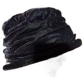 Autre Marque Cappello in velluto nero Sandra Philipps England Nero