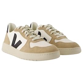 Veja-V-10 Sneakers - Veja - Leather - White Sahara-White