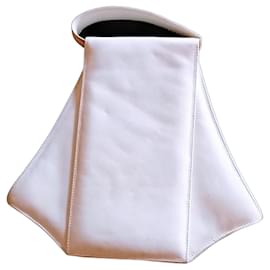 Charles Jourdan-Handtaschen-Weiß