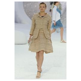 Chanel-13Veste en tweed à ruban K$ Runway-Beige