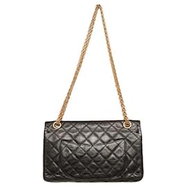 Chanel-Chanel 2.55 Reissue 225 Sac à rabat doublé noir avec détails dorés petit-Noir