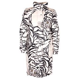 Valentino Garavani Valentino  x Moncler Tiger Print Puffer Coat in White Nylon Other