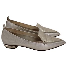 Nicholas Kirkwood Mocassins métallisés Beya en cuir doré Doré Métallisé