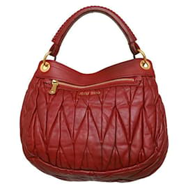 Miu Miu-Miu Miu Coffer Sac à main en cuir nappa matelassé poignée unique sur le dessus matériel doré-Rouge