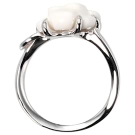 Chanel-Chanel Camellia-Silvery