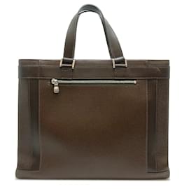 Louis Vuitton-Taiga Kasbek PM M31028-Brown