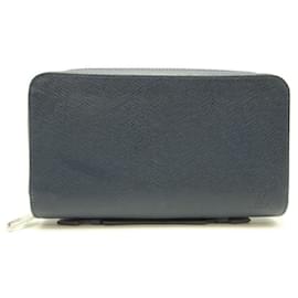 Louis Vuitton-Louis Vuitton Taiga Zippy XL Clutch Leather Clutch Bag M42098 in Very Good Condition-Blue