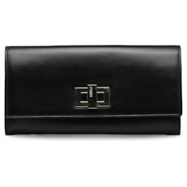 Fendi-Fendi Black Peekaboo Leather Wallet-Black