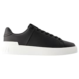 Balmain-B-Court Sneakers - Balmain - Leather - Black-Black