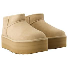 Ugg-W Classic Ultra Mini Platform Ankle Boots - UGG - Leather - Sand-Brown
