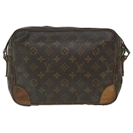 Louis Vuitton-Bolsa de ombro LOUIS VUITTON Monogram Nilo M45244 Autenticação de LV 57990-Monograma