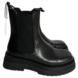 Autre Marque Pavement Elida Black Leather Ankle Boots Black