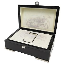 CAIXA DE RELÓGIO PATEK PHILIPPE NAUTILUS AQUANAUT EM CAIXA DE RELÓGIO DE MADEIRA LACA Marrom