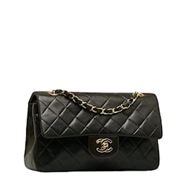 Chanel-Petit sac à rabat doublé classique-Noir