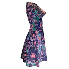 Autre Marque-Carolina Herrera Marineblaues, mehrfarbiges, ausgestelltes Kleid aus Stretch-Strick in Metallic-Optik-Mehrfarben