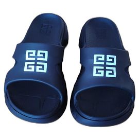 SANDALES PLATES GIVENCHY MARSHMALLOW EN CAOUTCHOUC Noir