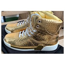 Chanel-Sneakers-Golden