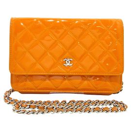 Portafoglio Chanel su catena Arancione