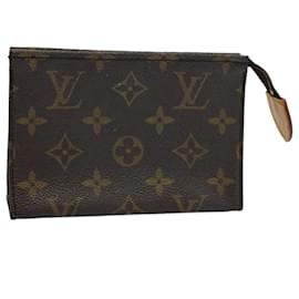 Louis Vuitton-Toilette Poche Monogram Louis Vuitton 15 Pochette M47546 Auth LV 59112-Monogramme