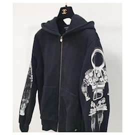 Chanel-Chanel 2017 Astronaut Zip-Up Jacket Black Cotton Hoodie-Multiple colors