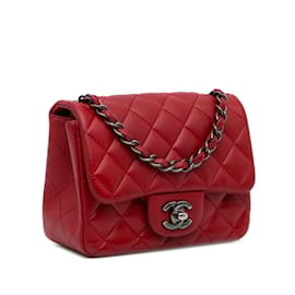 Chanel-Bolsa crossbody Chanel mini clássica em pele de cordeiro quadrada vermelha-Vermelho