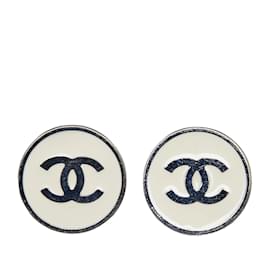 Chanel-Clipe Chanel CC em prata em brincos-Prata